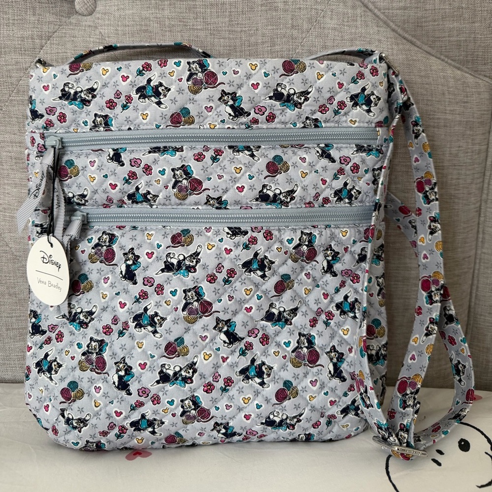 Vera Bradley NWT Figaro cat Disney Triple Zip Hipster
Crossbody - Picture 1 of 13